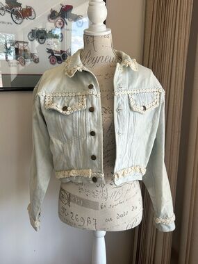 Women's Light Wash Denim Jacket with Lace Trim